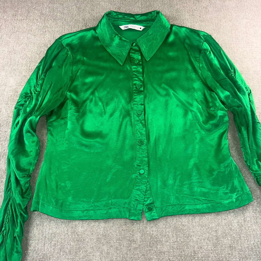Zara‎ Emerald Green Satin Ruched Sleeve Button Down Blouse Top Medium